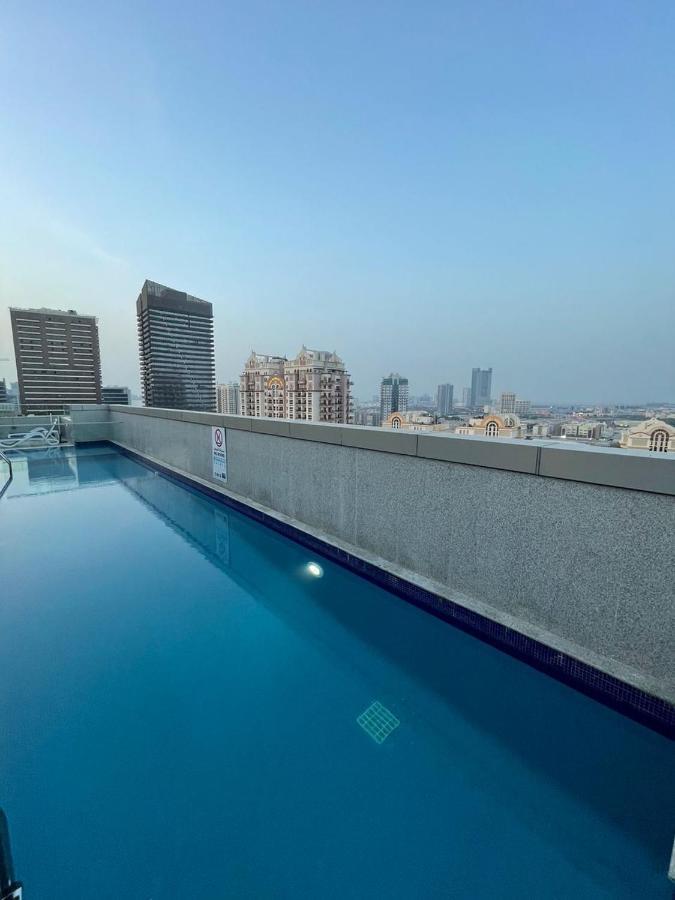 Great View, Dubai Sportcity, Parking Included, Nice Apartments エクステリア 写真