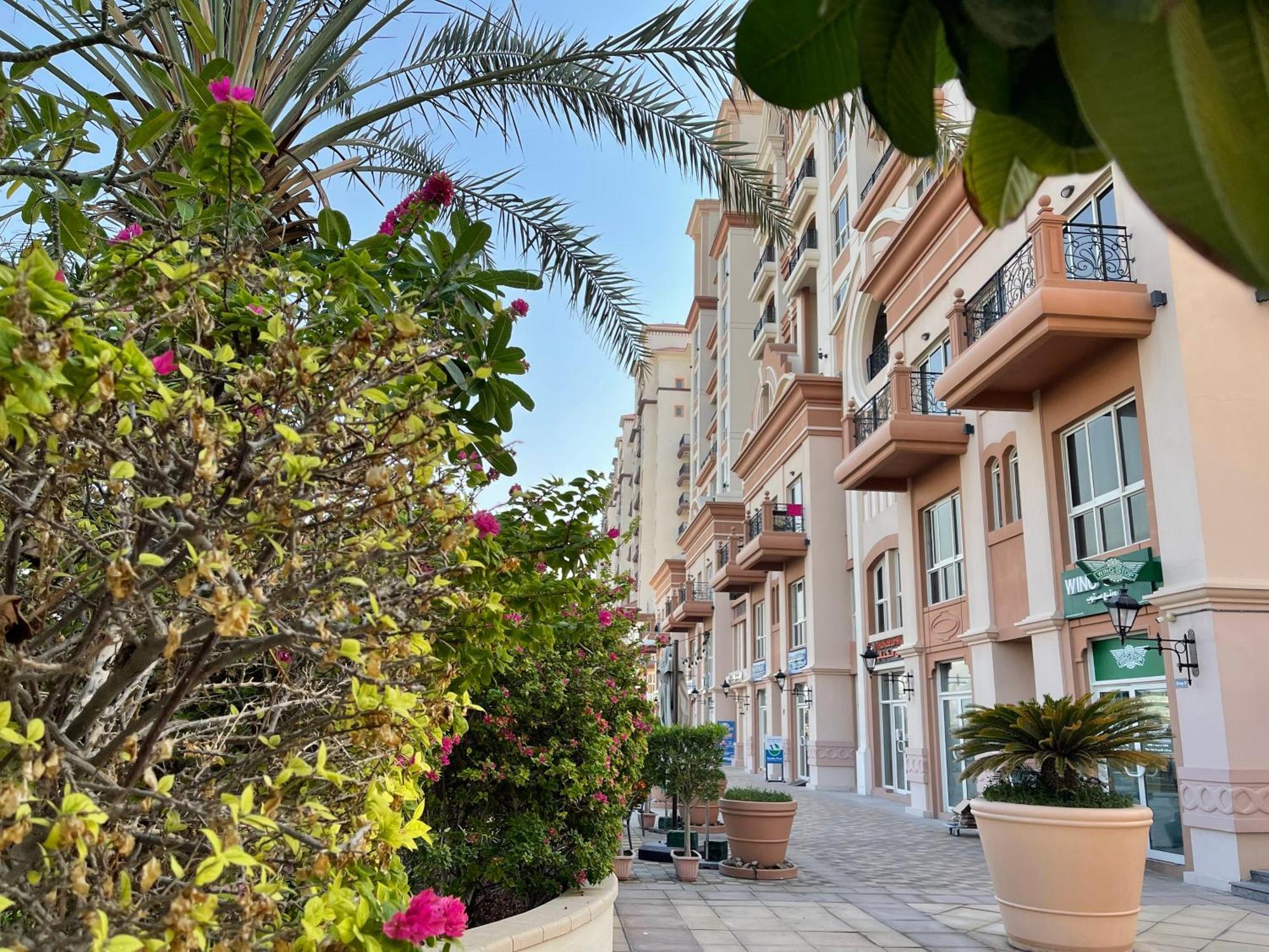 Great View, Dubai Sportcity, Parking Included, Nice Apartments エクステリア 写真