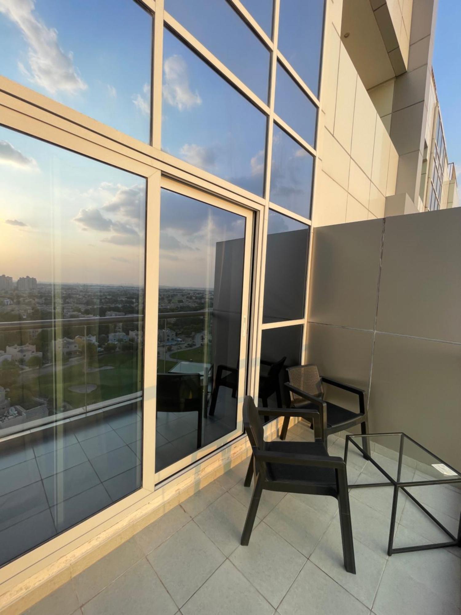 Great View, Dubai Sportcity, Parking Included, Nice Apartments エクステリア 写真