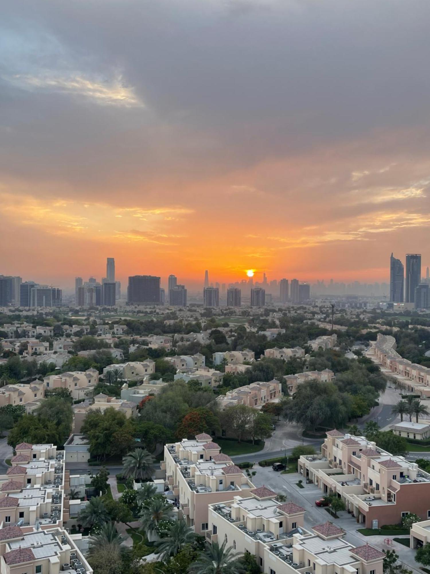 Great View, Dubai Sportcity, Parking Included, Nice Apartments エクステリア 写真