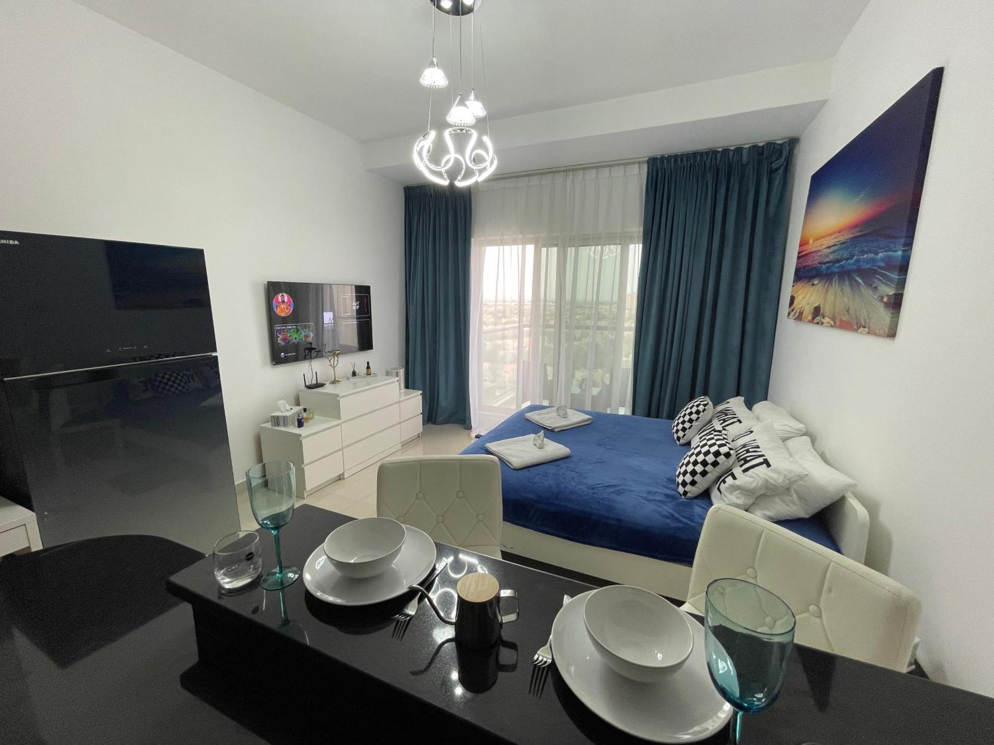 Great View, Dubai Sportcity, Parking Included, Nice Apartments 部屋 写真